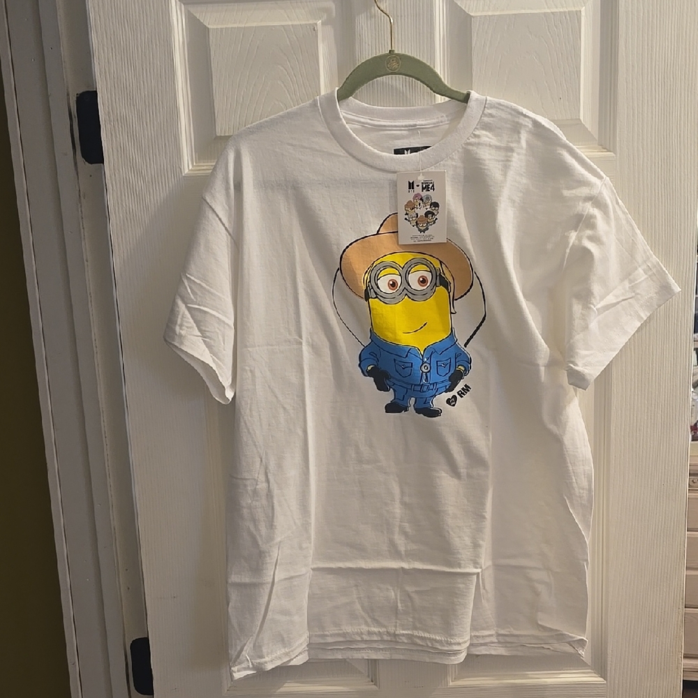 Minions Graphic Large BTS Despicable Me 4 Collaboration Men's T-Shirt NWT
